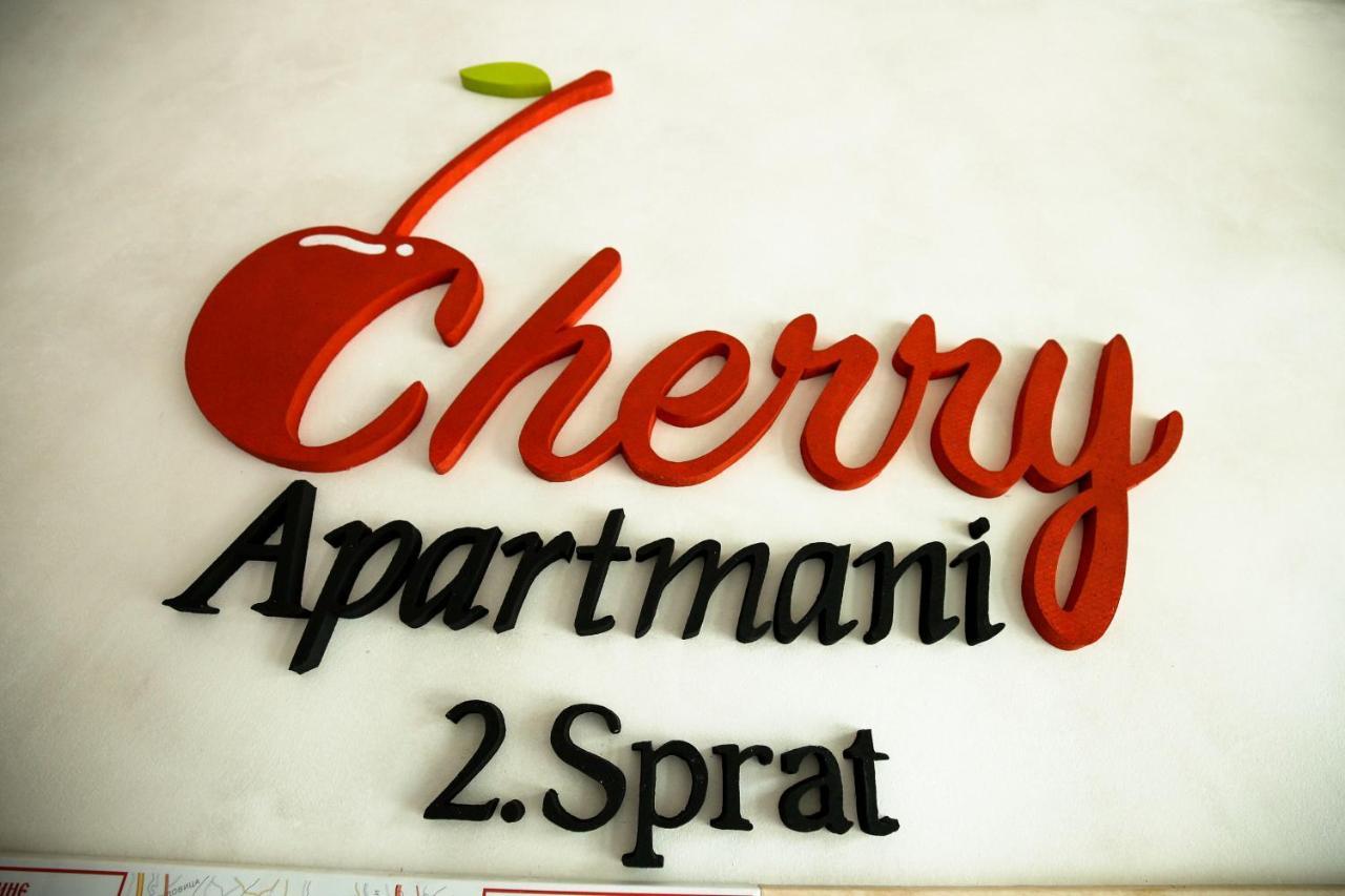 Cherry Apartmani Gornji Milanovac Exterior foto
